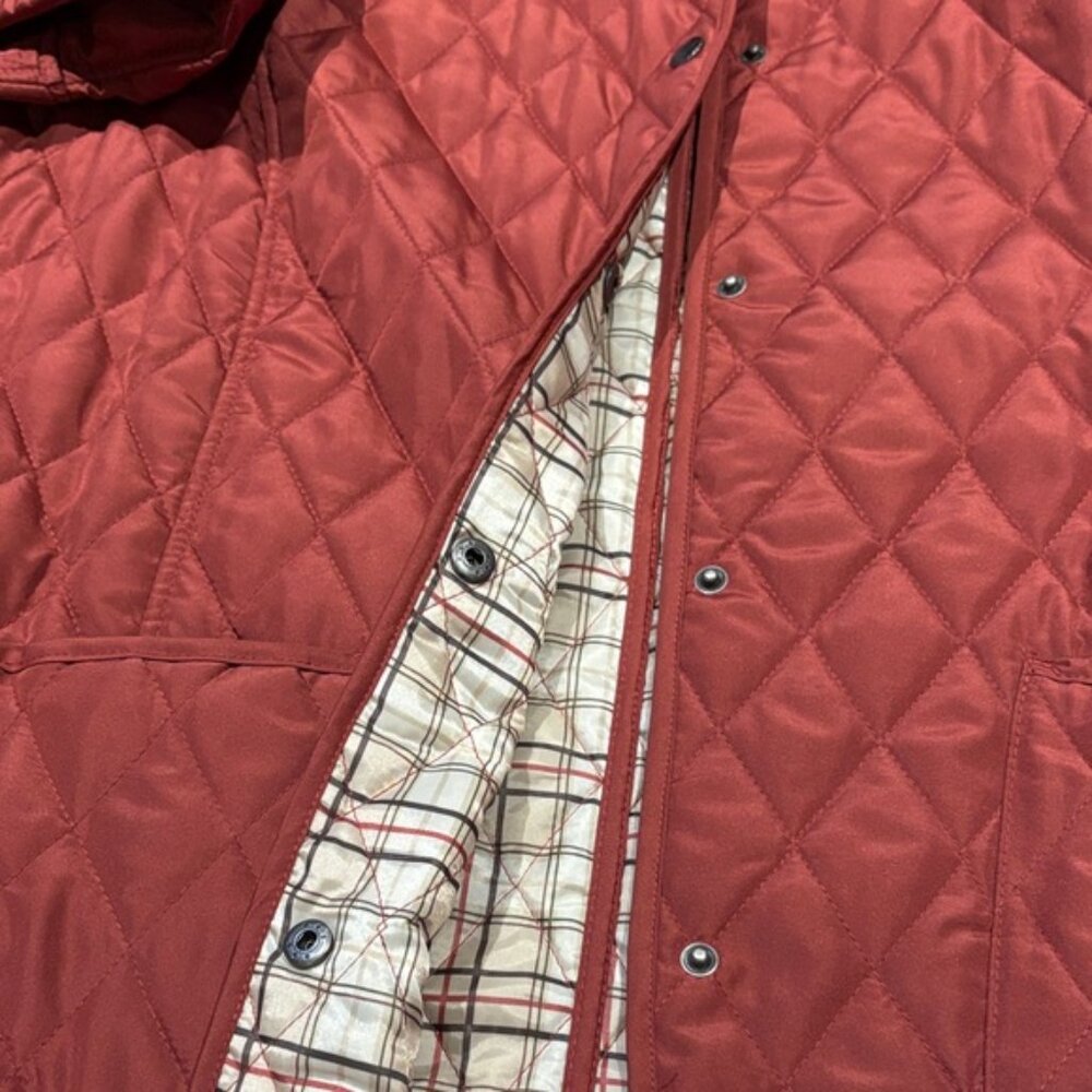 Three Hearts Quilted lightweight Jacket in Deep warm Red 1X - Picture 10 of 12